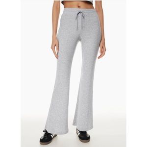 Aritzia Sunday Best Baby Waffle Pant | Size M